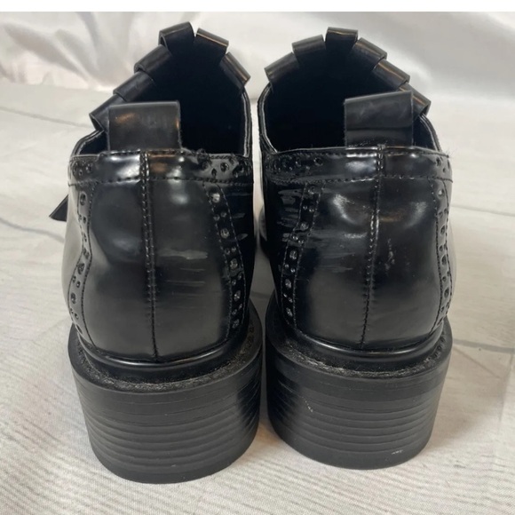 Zara Basics Black Fringe Kilted patent Leather shoes Loafers Clog Woman’s 38 7 - Picture 5 of 13